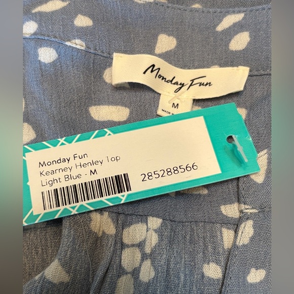 Monday Fun (Stitchfix) Kearney Henley Top NWT Women’s size M - Picture 5 of 12